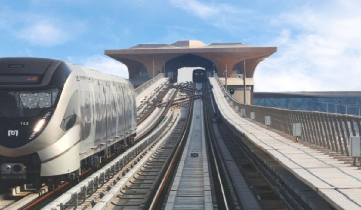 Doha Metro benefits more than 100,000 travellers during closure of Corniche road